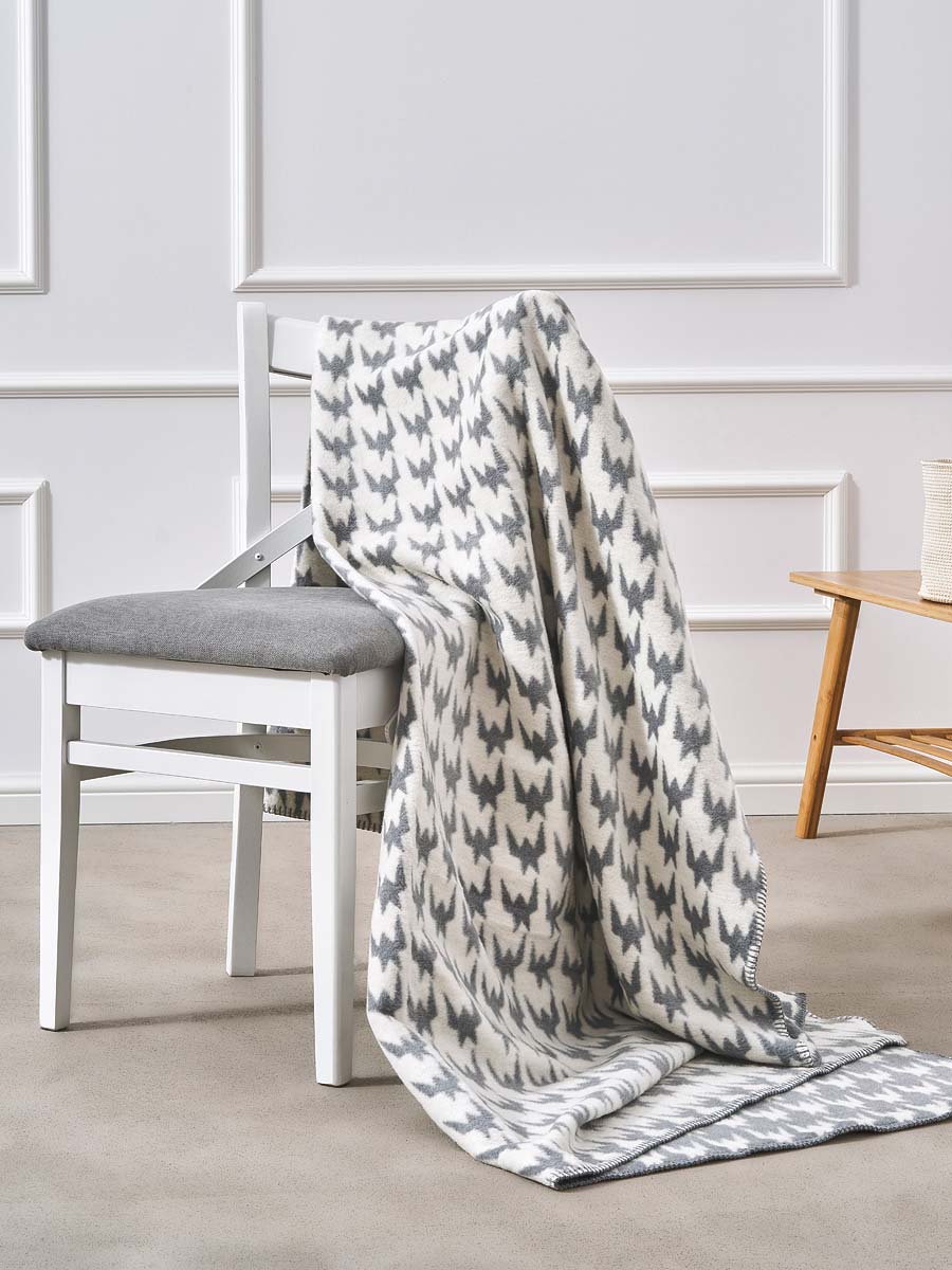 2142-1-pepitka-koc-cotton-cloud-simple-geo-150-x-200-aranzacja