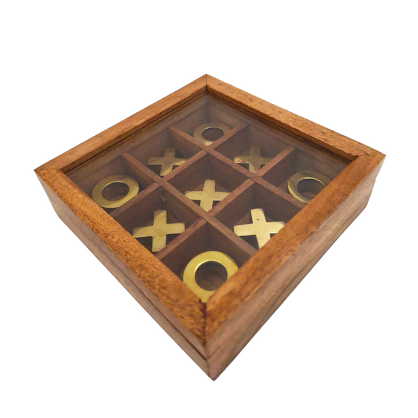 kolko-i-krzyzyk-w-pudelku-ze-szklanym-topem-dnu (2)